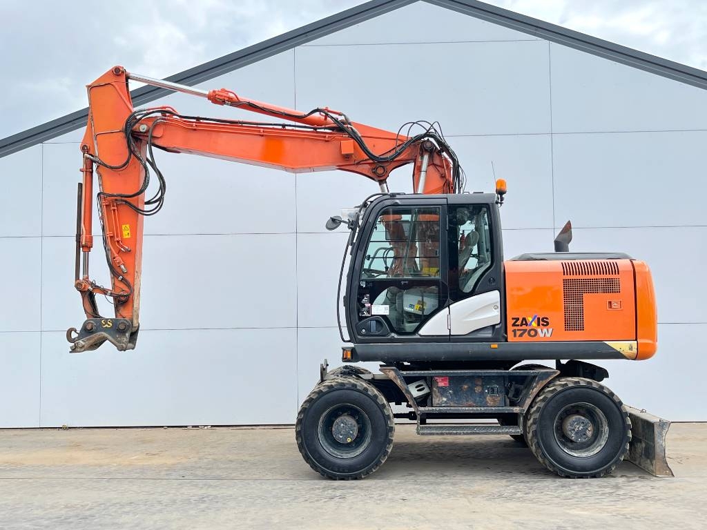 Hitachi ZX 170 W-5 B - Blade / Triple Boom / Auto Greasing