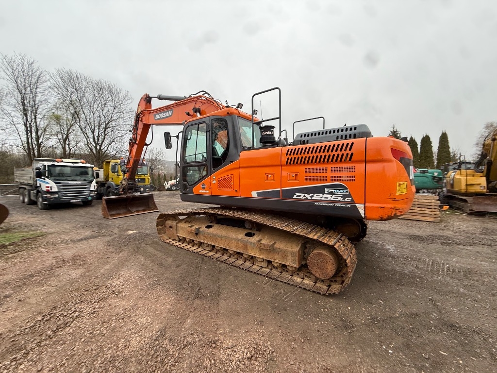 Doosan 255LC