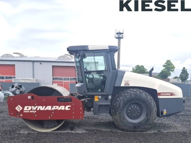 Rouleau monocylindre Dynapac CA 2500 D — occasion 2024, 30 h