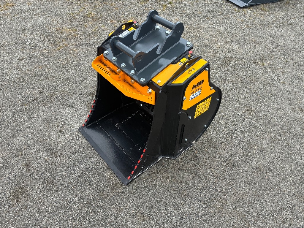 MB Crusher MB-HDS407