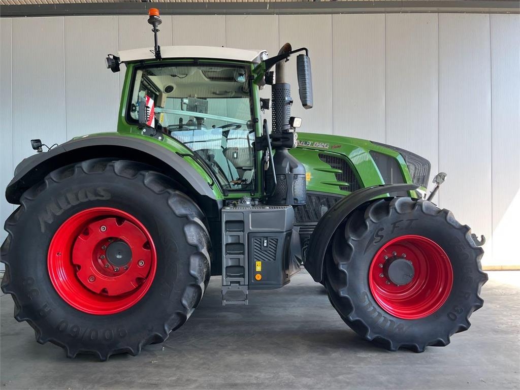 Fendt 826 Profi Plus S4