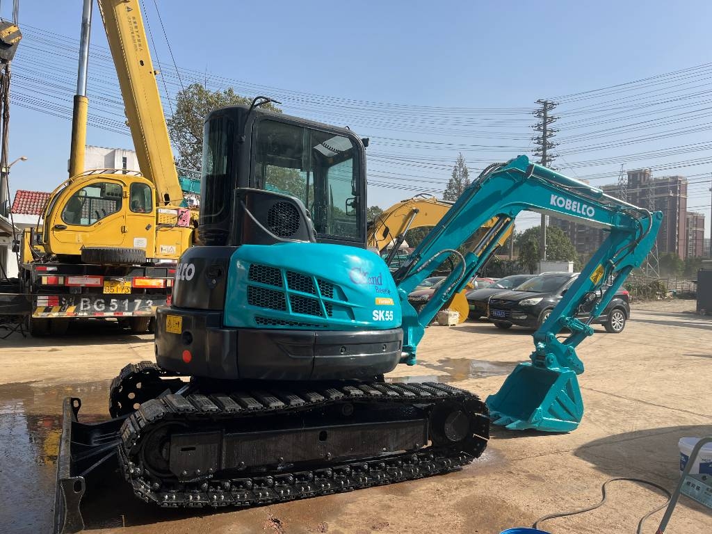 Mini-pelle Kobelco SK 55 SR — occasion 2021, 1 100 h