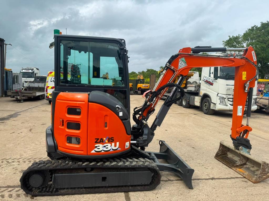 Hitachi ZX 33 U-6