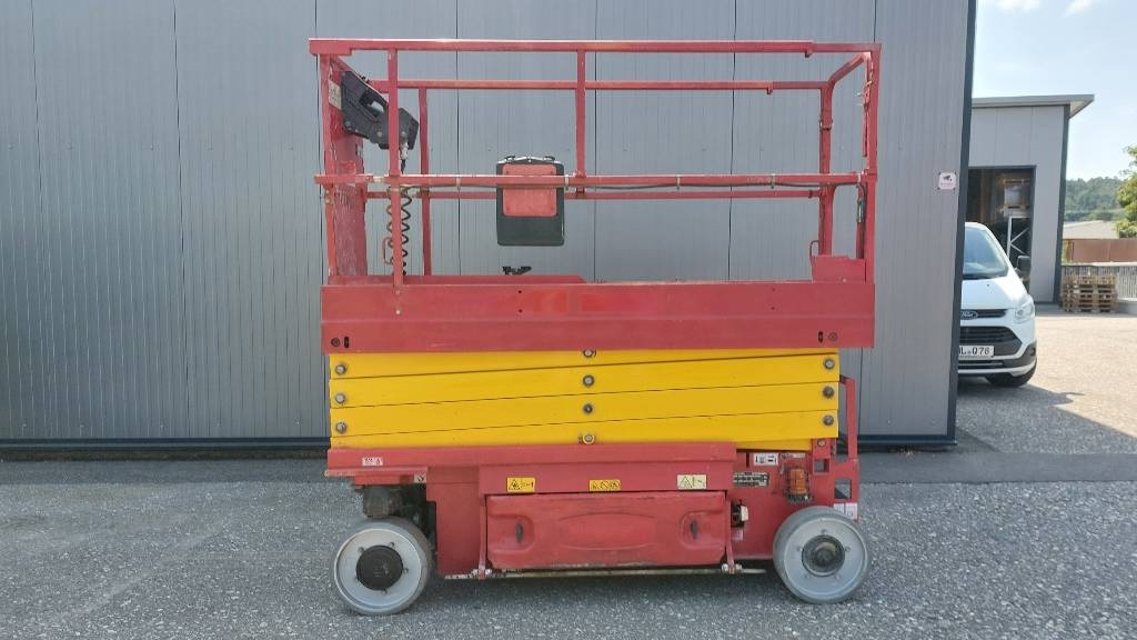 Nacelle à ciseaux JLG ES 2632 / 4x stock — occasion 2015, 500 h