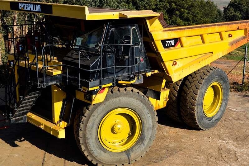CAT 777D