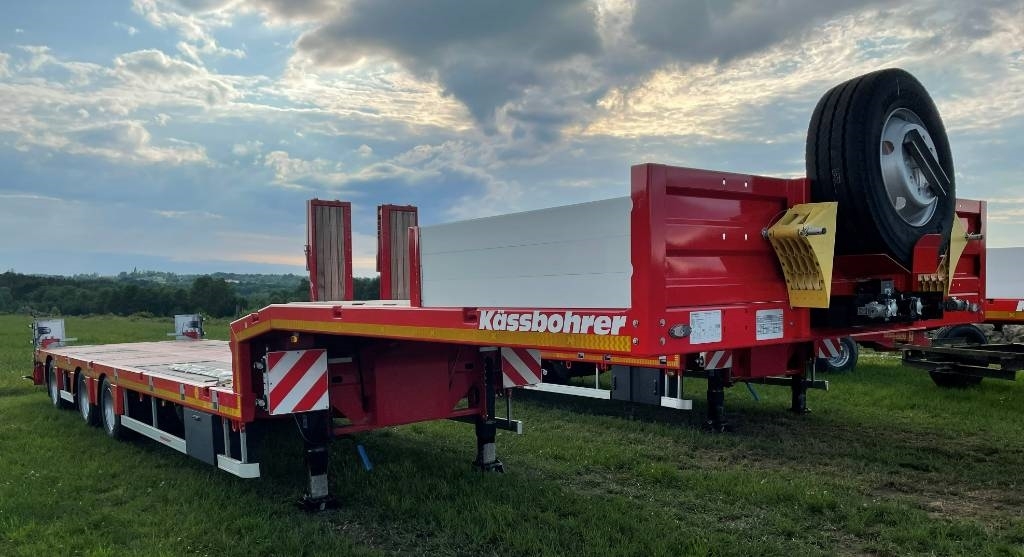 Kässbohrer Maskintrailer 3-axlig