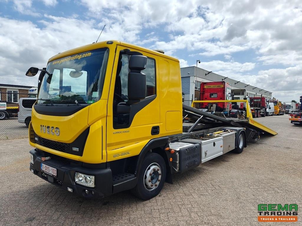 Iveco EuroCargo 120-220L 4x2 Half Sleeper Cabin (3 Perso