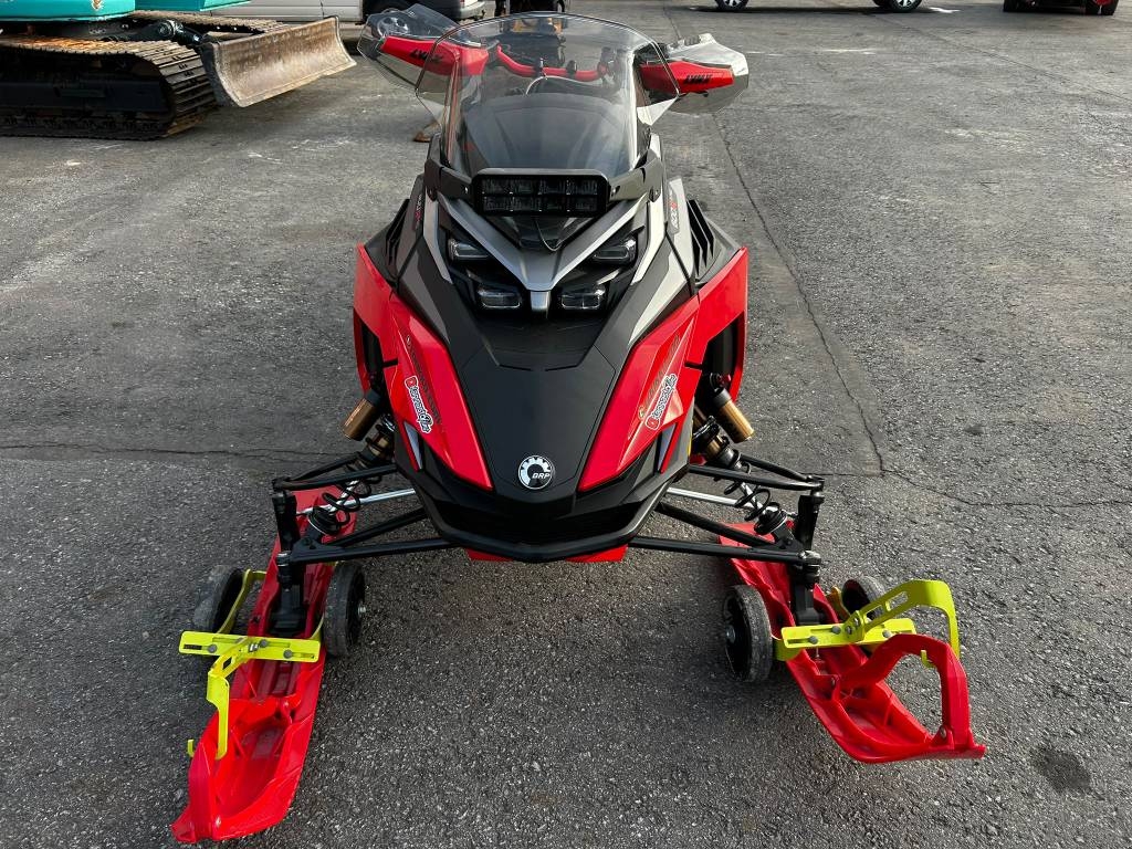 Lynx Rave 600R e-tec 3500 /Laukut, Lisävalo, Hieno! kuva 5