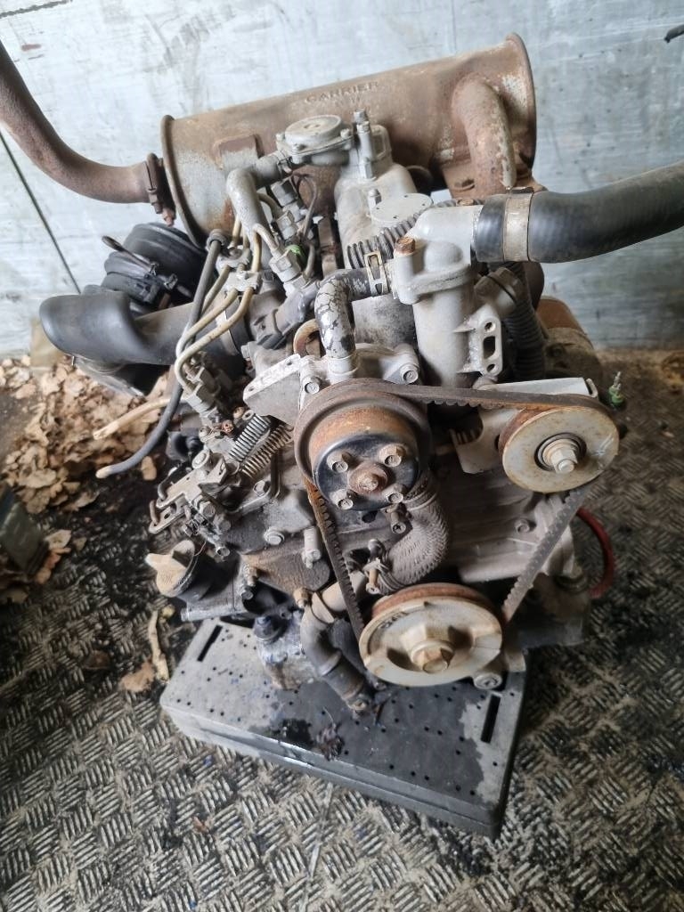 Kubota CARRIER DIESEL ENGINE