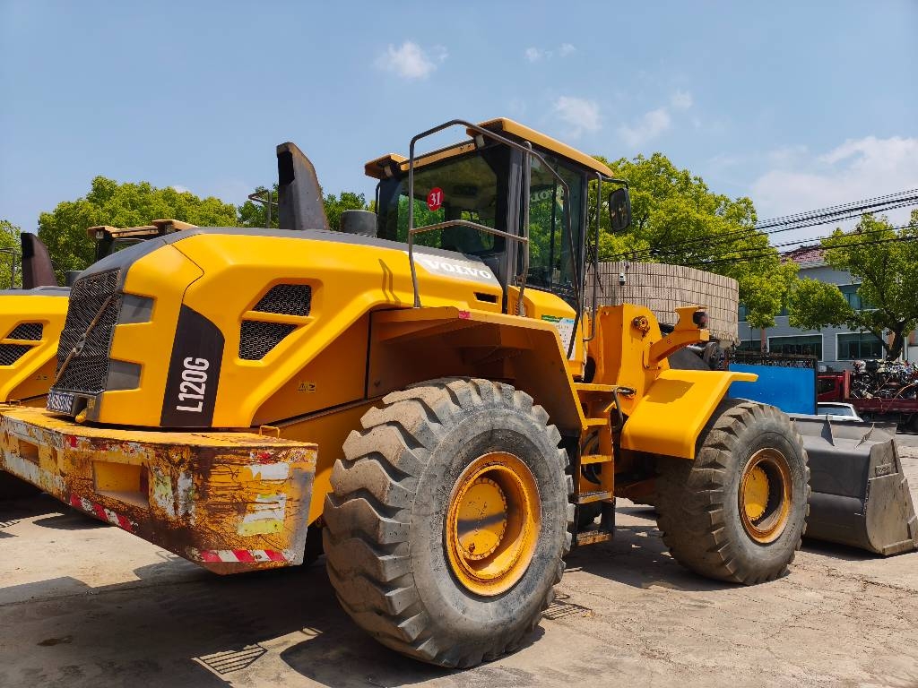 Volvo L120G