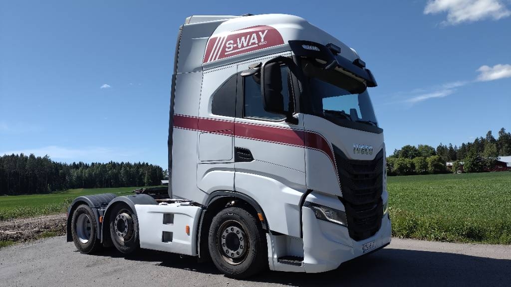 Iveco S-Way väliteli veturi, 280tkm