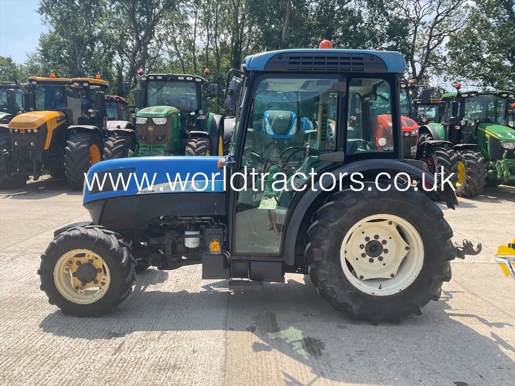 New Holland T 4030 N
