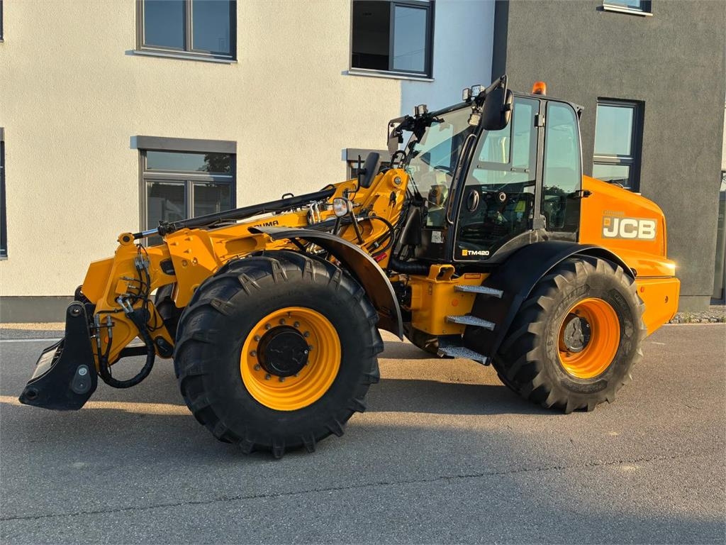 Nacelle télescopique JCB TM 420 T4F — occasion 2019, 4 042 h