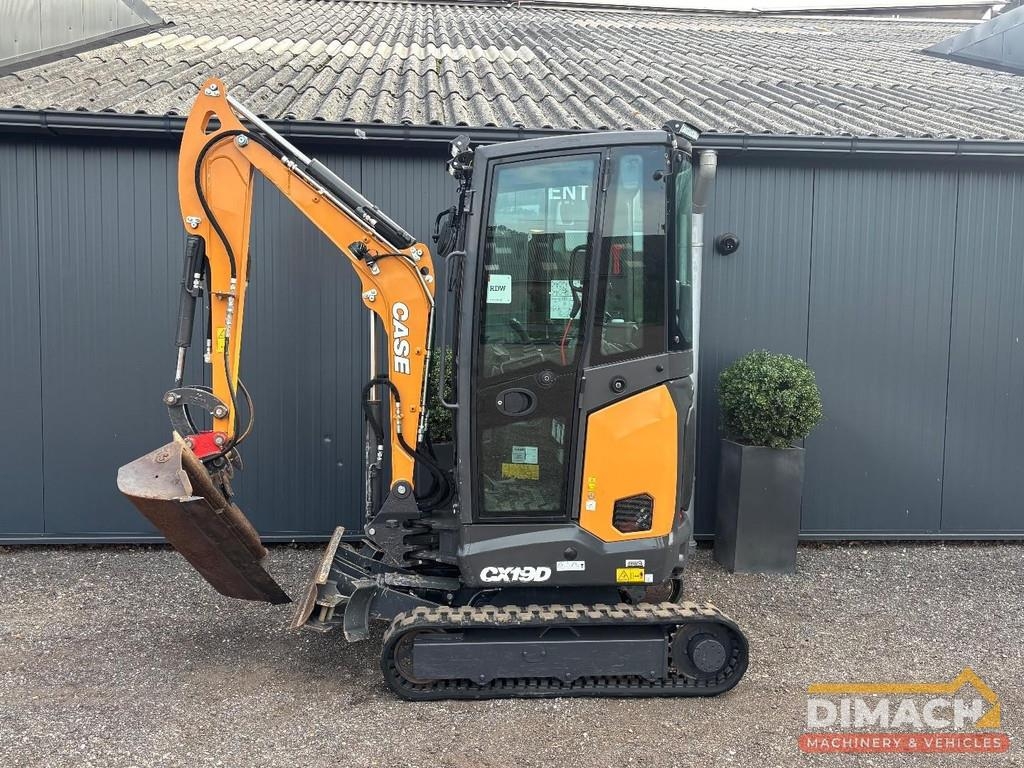 Mini-pelle Case CX19D Yanmar 3-cylinder - monoboom - tilting bucke — occasion 2023, 1 099 h