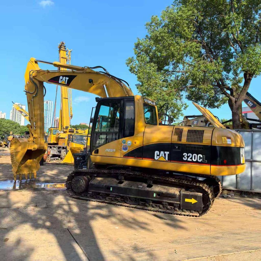 CAT 320 C L