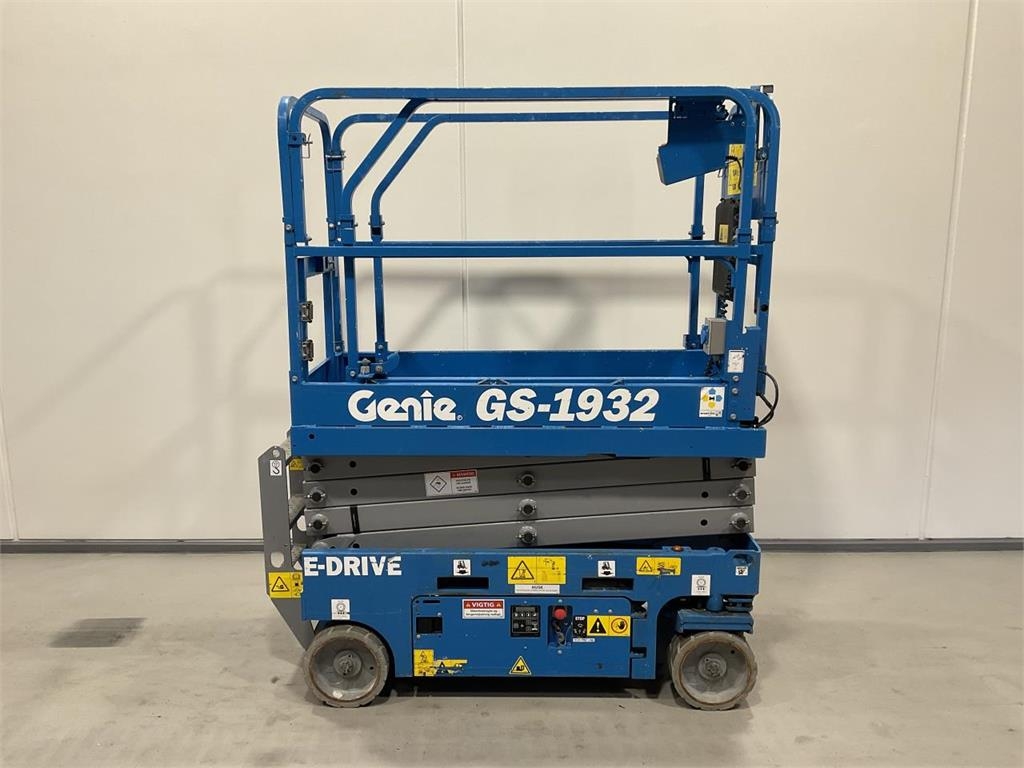 Genie GS-1932