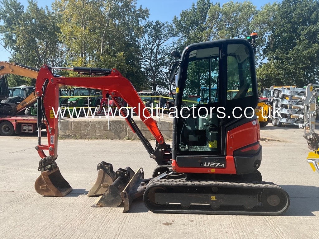 Kubota U 27-4