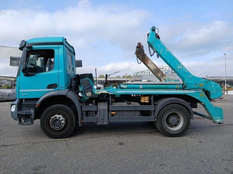 Camion multibenne Mercedes-Benz Arocs 1845 — occasion 2016