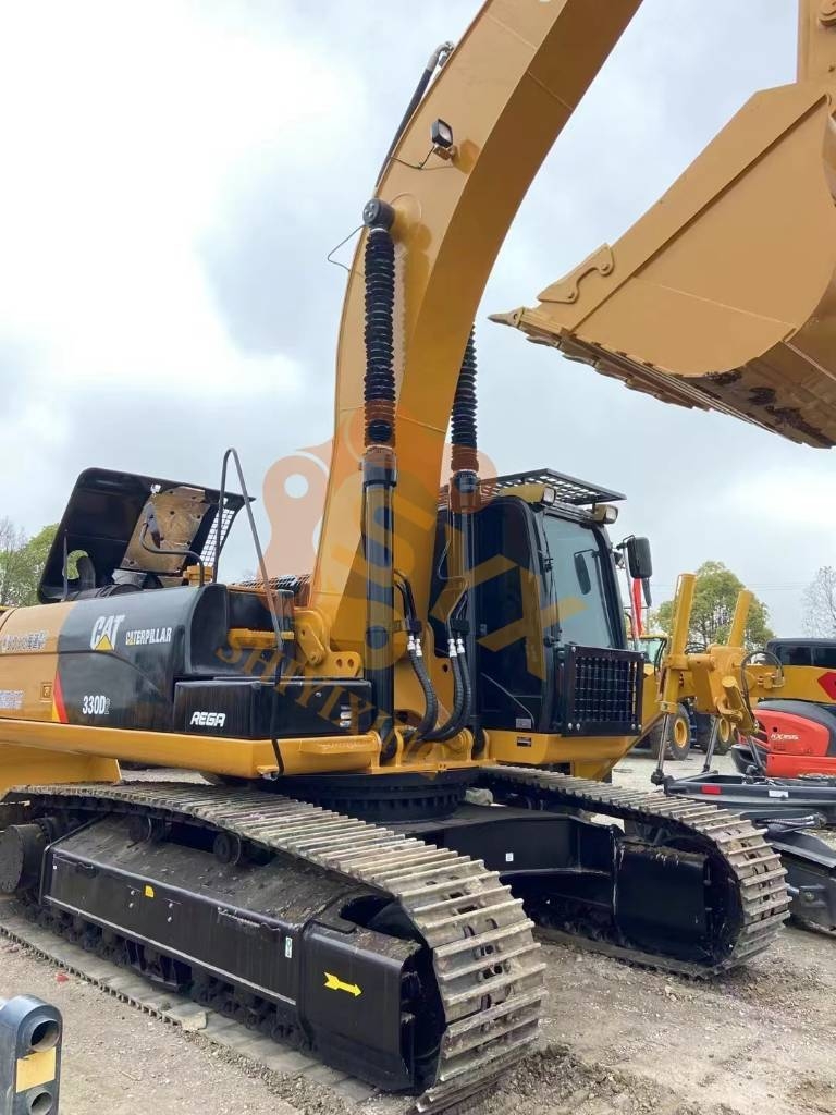 Pelle sur chenilles Caterpillar 330 D — occasion 2023, 1 106 h