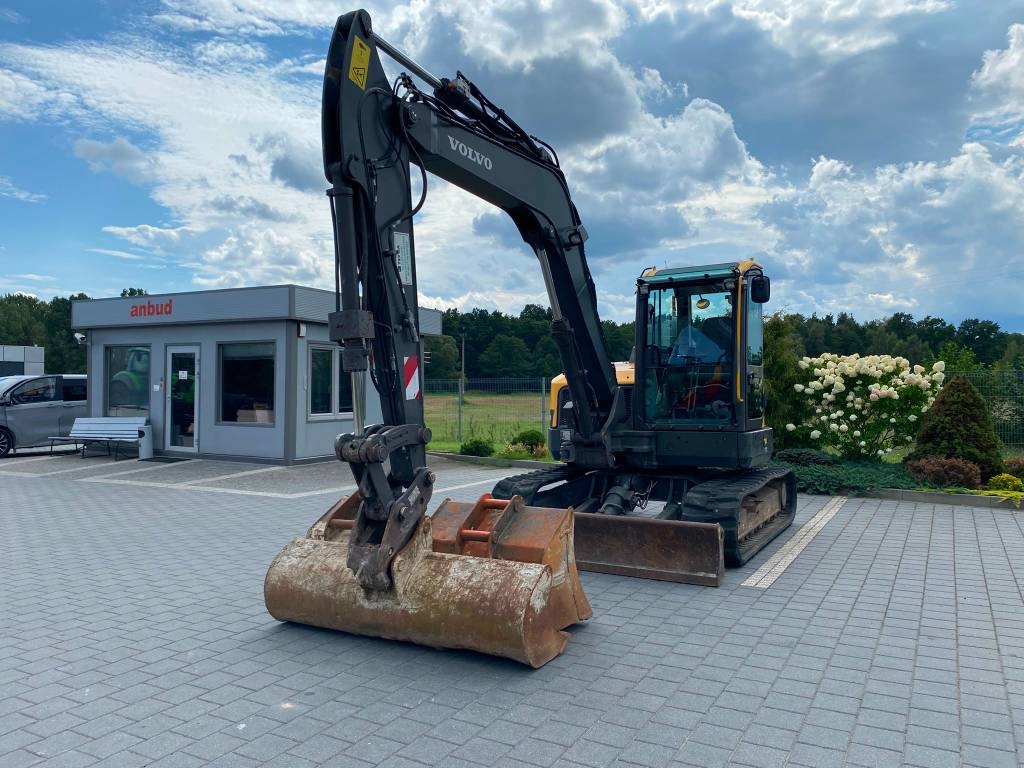 Pelle sur chenilles Volvo ECR 88 D — occasion 2020, 5 382 h