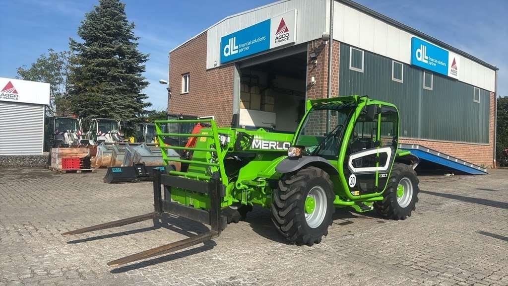 Chariot télescopique Merlo P30.7 — occasion 2025, 220 h