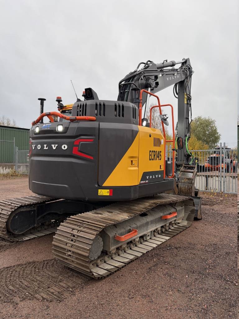 Pelle sur chenilles Volvo ECR 145 — occasion 2025, 970 h