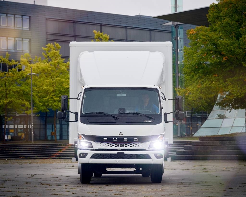 Fuso eCanter el lastbil 8,55 ton transportskåp
