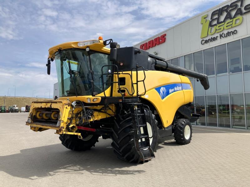 New Holland CX 8080