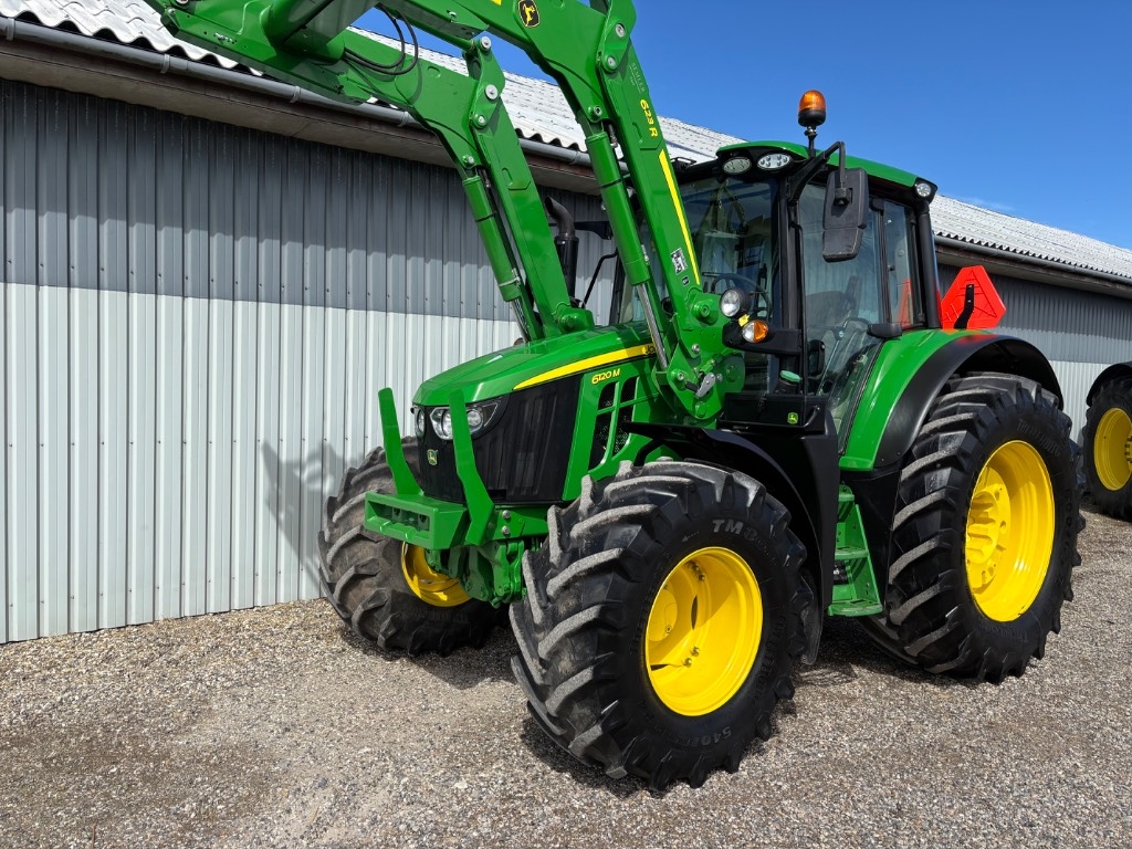 6120 M AutoPowr™, CommandARM™, JD 623 loader