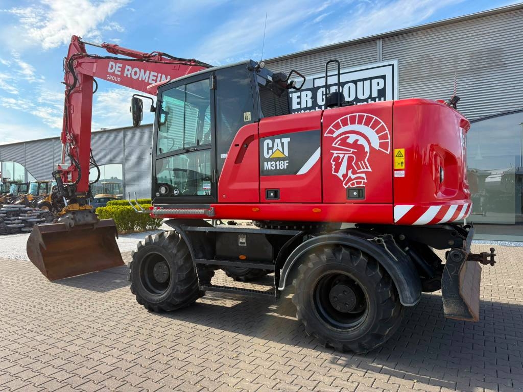 Pelle sur pneus Caterpillar M 318 F — occasion 2019, 8 413 h