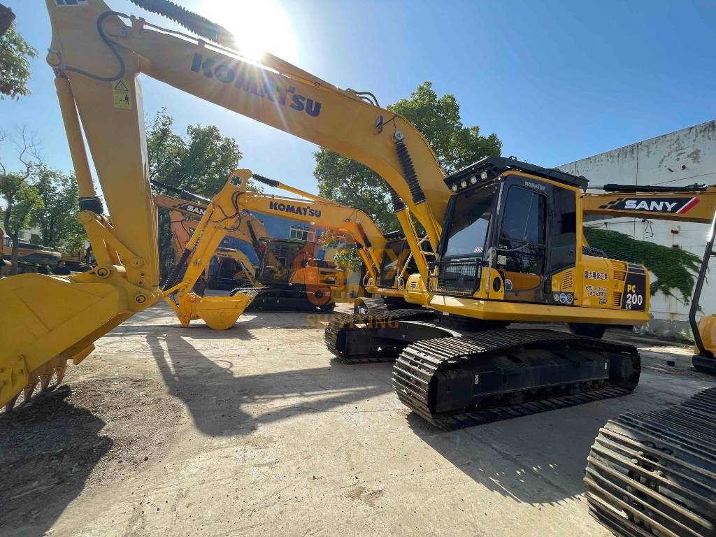 Komatsu PC 200-8N1