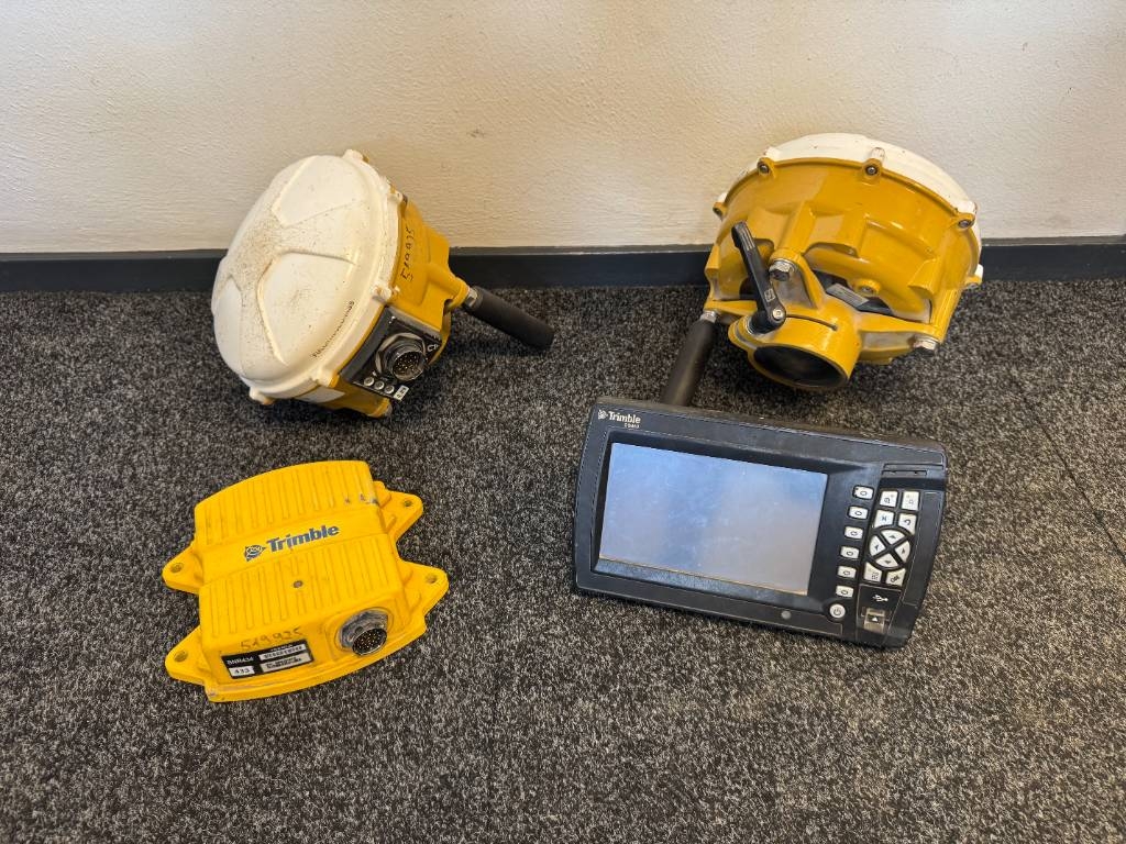 Trimble GCS900 - CB460 -3D GPS System CB460