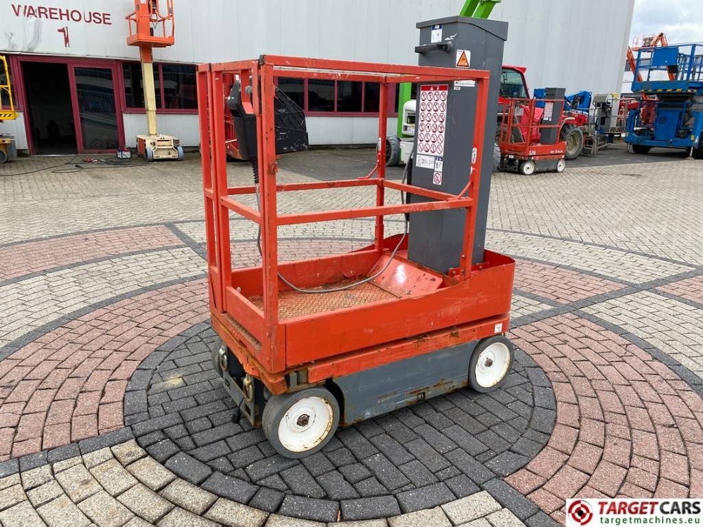 SkyJack SJ16 Electric Vertical Mast Work Lift 675cm