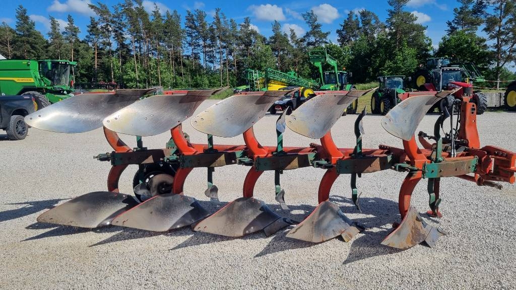 Kverneland E160 5-skärig växelplog