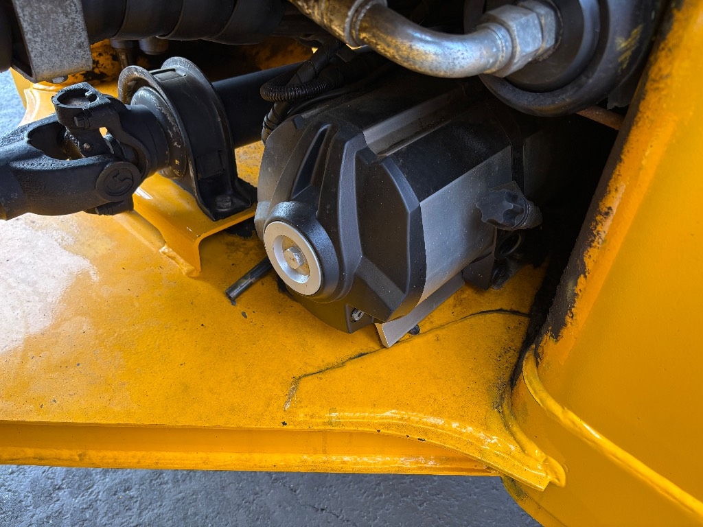 JCB 413 /Myyty, sold kuva 10