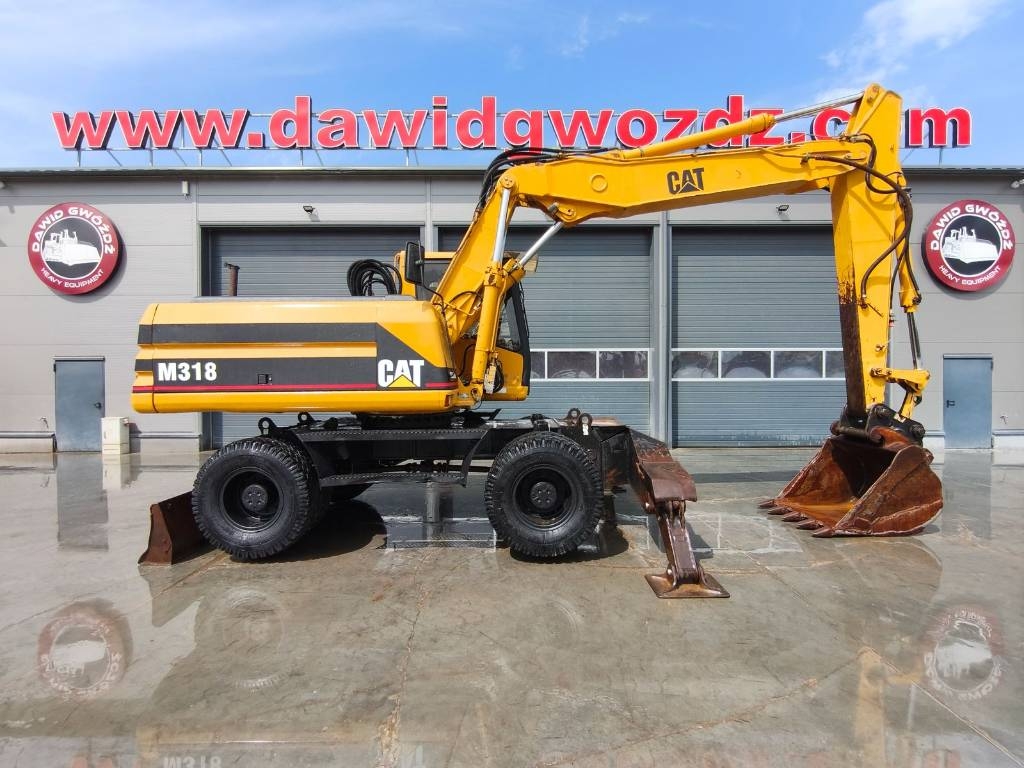 CAT M 318
