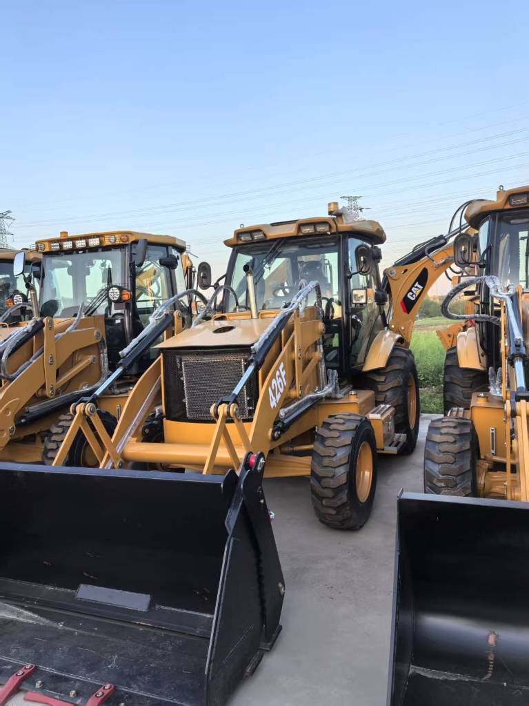 CAT 426F