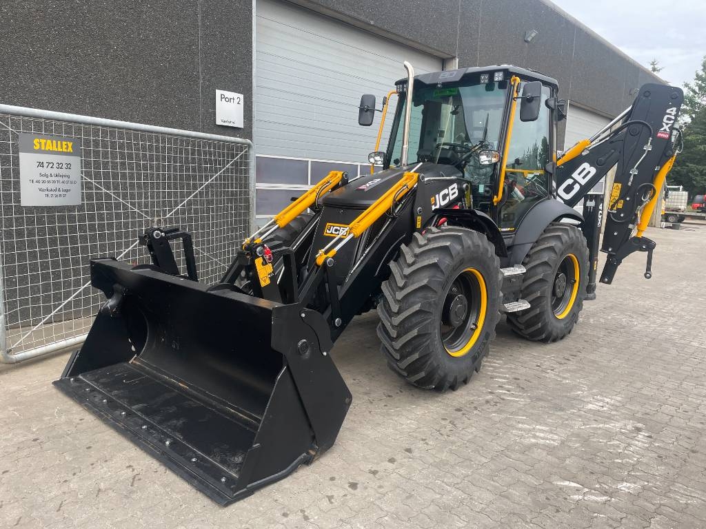 JCB 4CX PRO