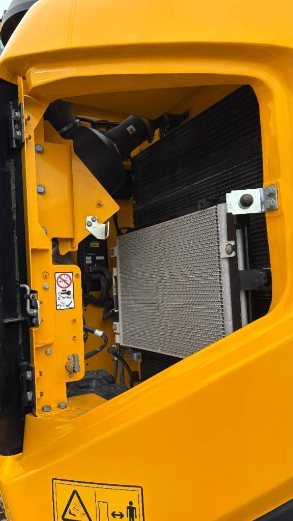 JCB 245 XR / Etapa V, Rasvari, ¡horas pequeñas! kuva 15