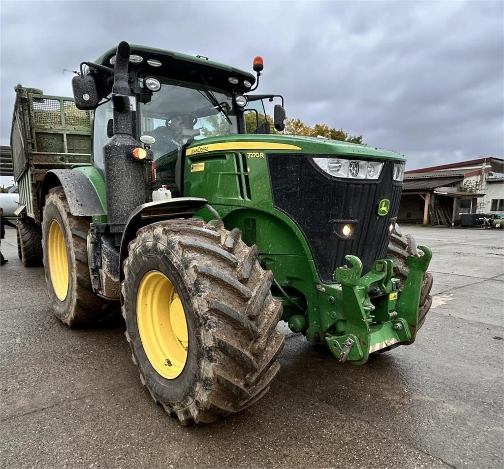 Tracteur agricole John Deere 7270R — occasion 2016, 9 780 h