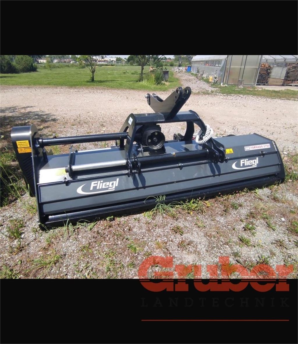 Fliegl SM Tornado 2750