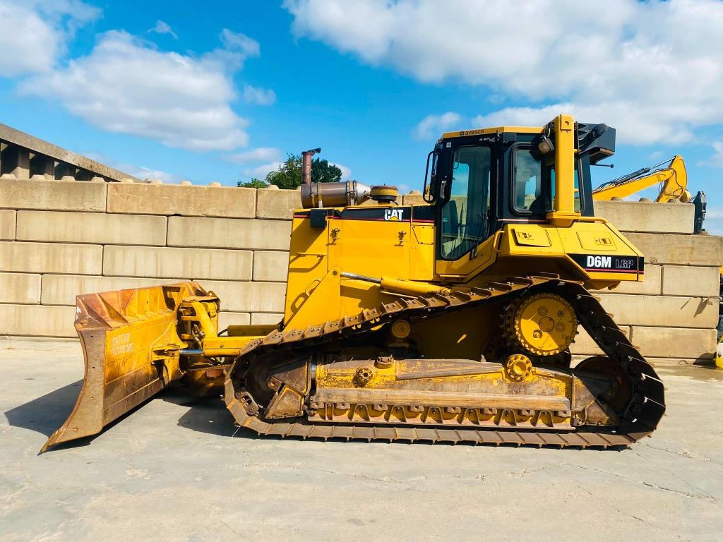 CAT D 6 M LGP