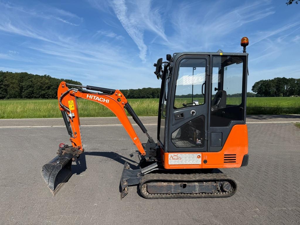 Hitachi ZX19-6 minigraver NL machine