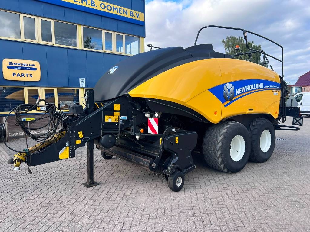 New Holland BB 1270
