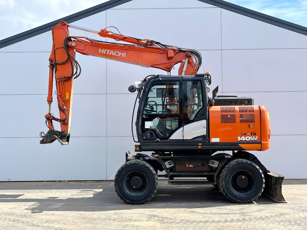 Hitachi ZX140W-6 - Blade / Triple Boom / Auto Greasing