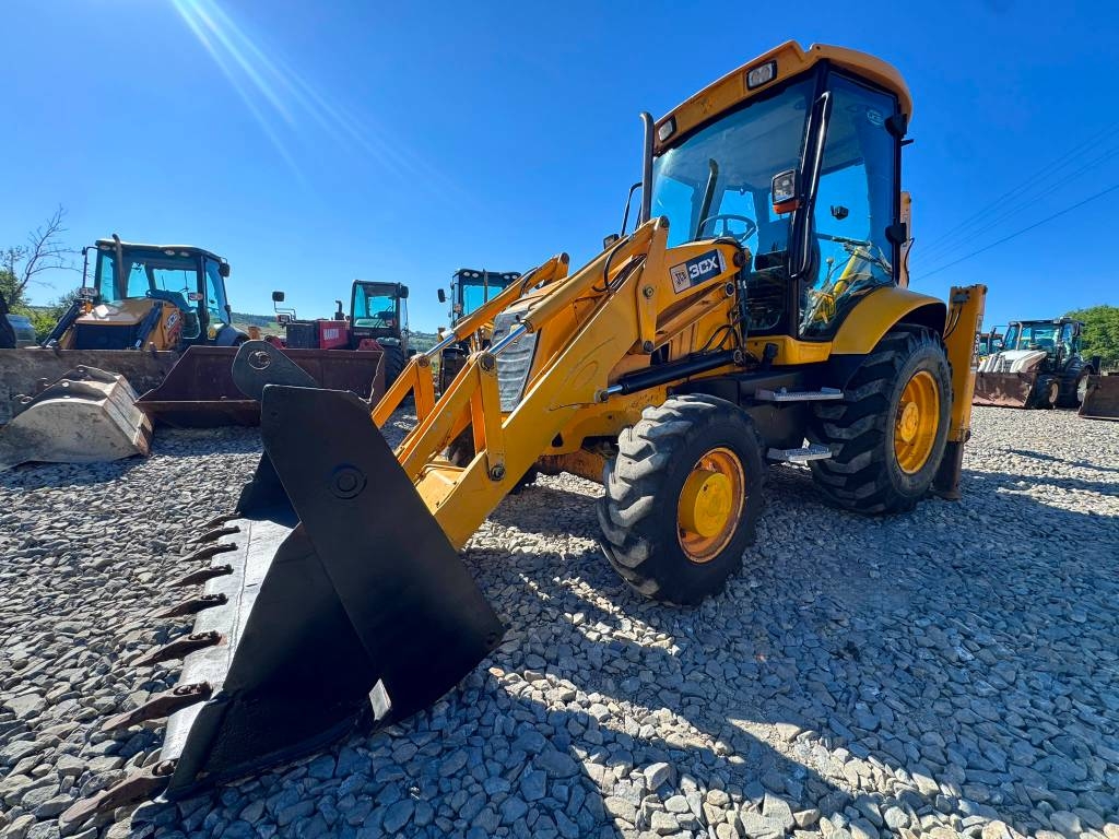JCB 3CX