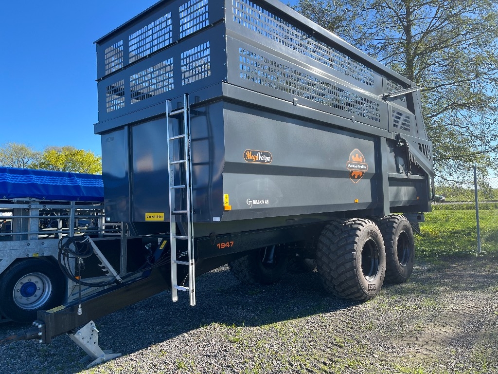 Palmse Trailer D1947 Megavolymvagn