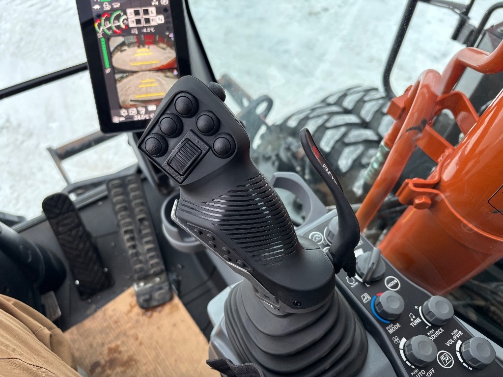 Hitachi ZX 155 W-7 / Rototilt, Rasvari, Lämmitin, StageV kuva 13