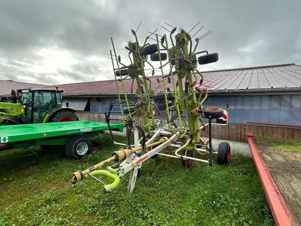 CLAAS VOLTO 1100T