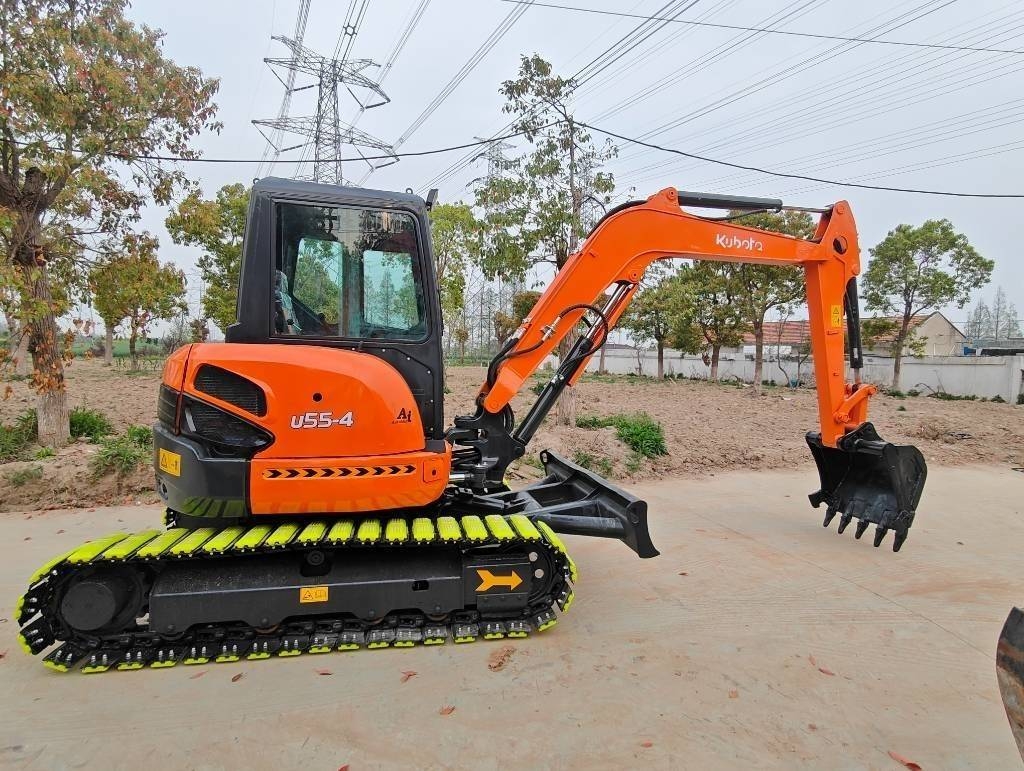 Kubota U 55-4